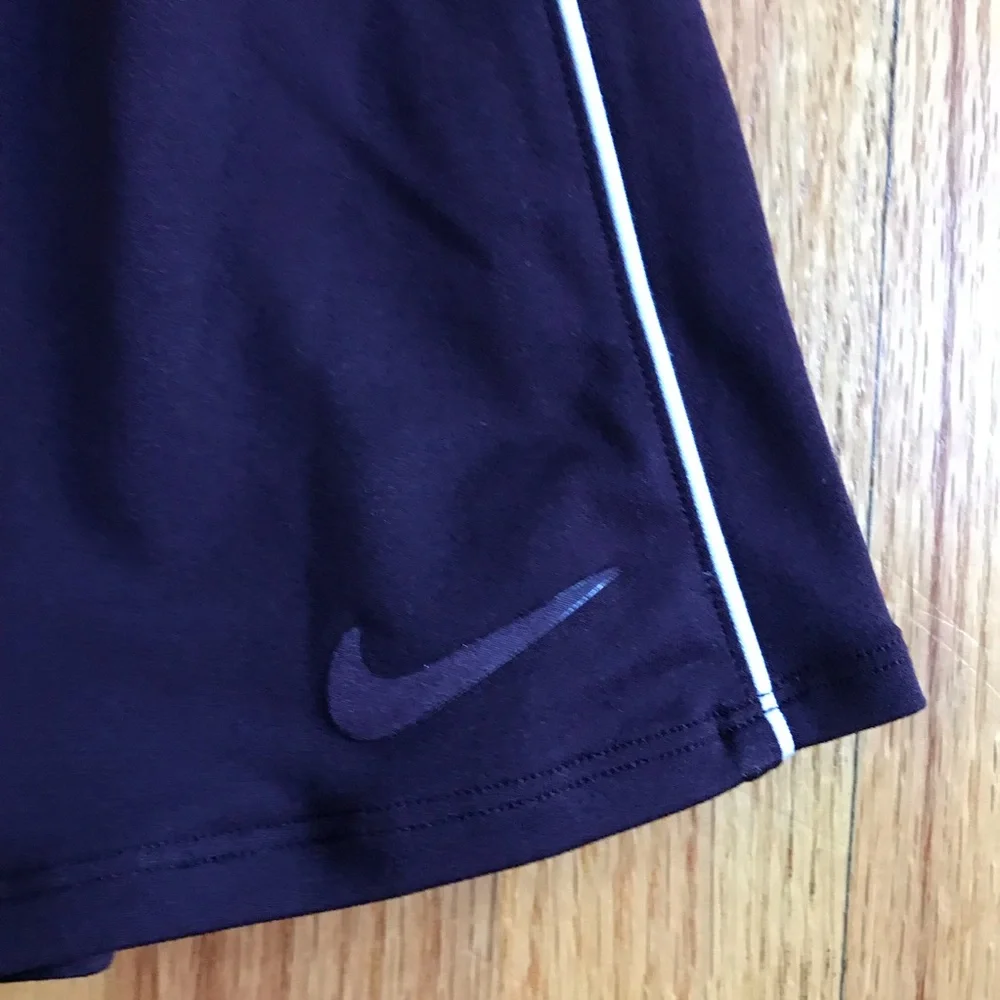 Nike Court Women’s Dri-Fit Bordeaux Athletic Tennis Skort Small